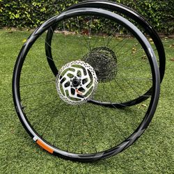 2025 Giant XCR2 Carbon 29 Wheelset