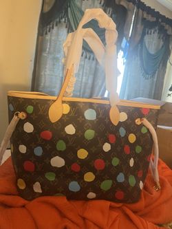 Louis Vuitton never full woman bag