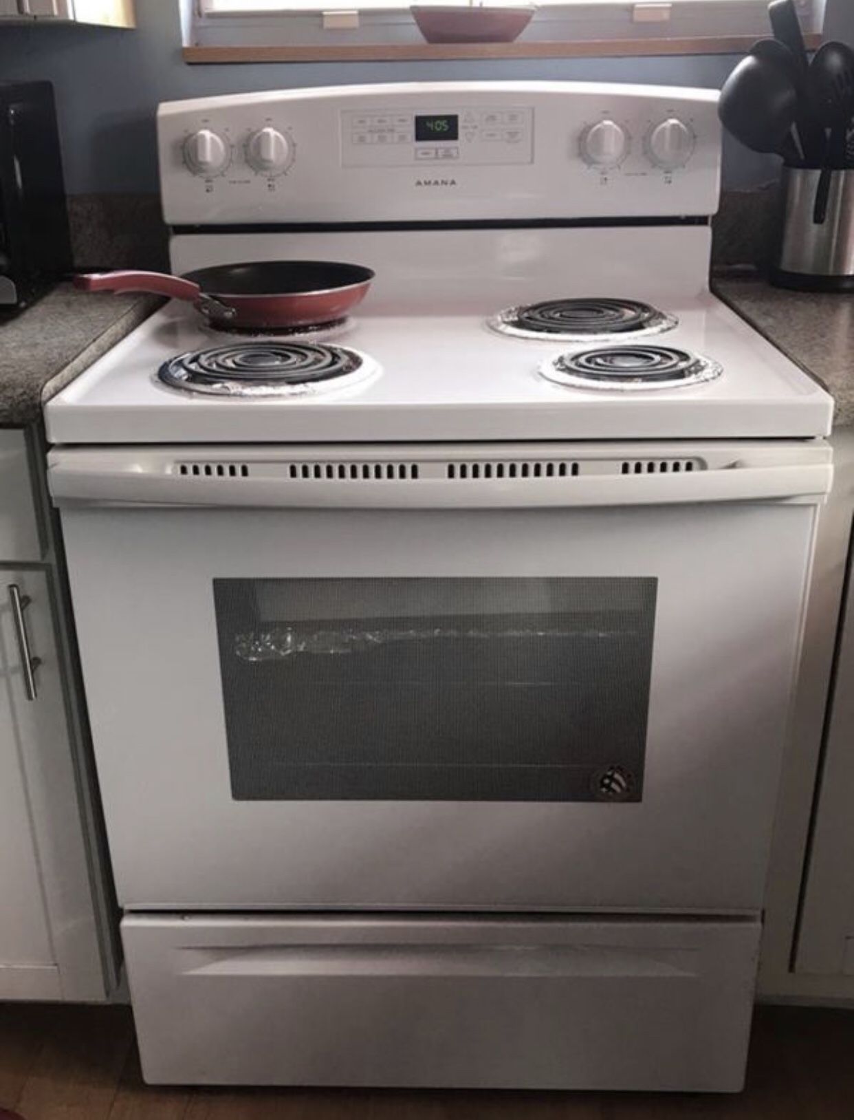 Appliance set - Refrigerator, Dishwasher And Stove / Range - $700