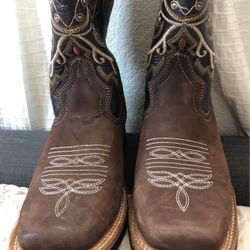 Botas Vaqueras Talla 6/Cowboy Boots Size 6