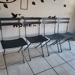 Set 4 Chairs 