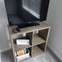 TV AND Book Case