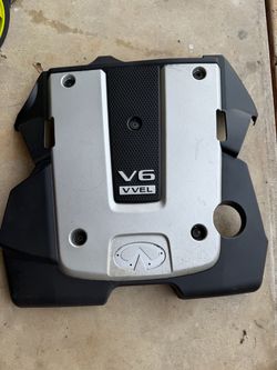Infiniti Engine Cover