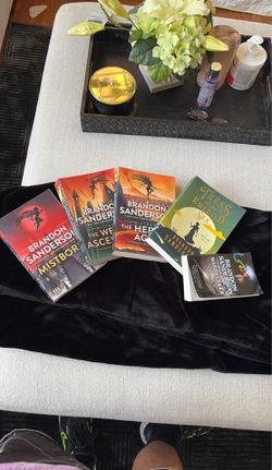 Brandon Sanderson Book Bundle or Seperate