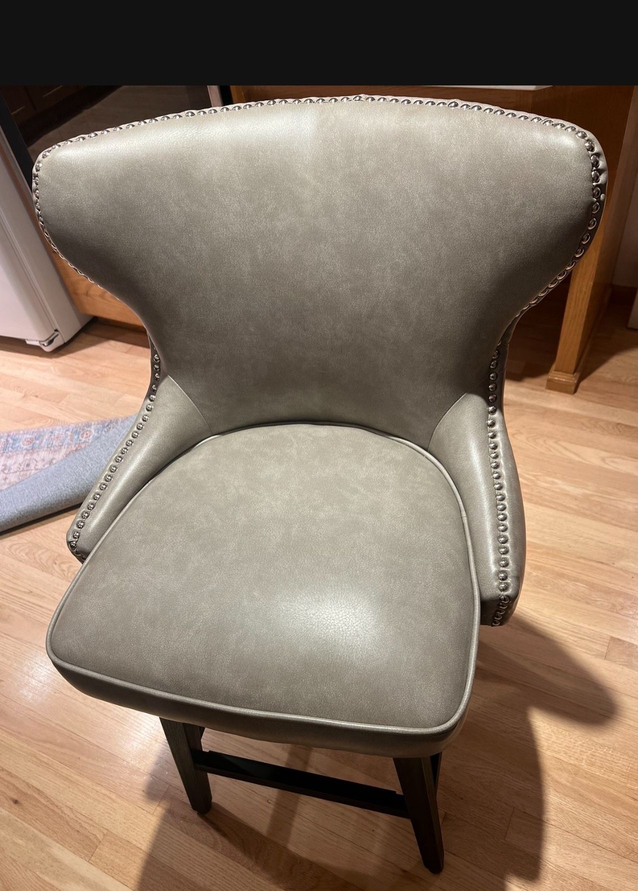 Swivel Counter Stool