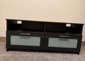 TV stand with 2 drawers
