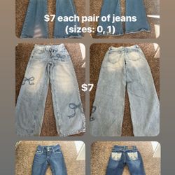 Woman’s Jeans/Leggings