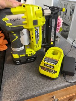 Ryobi ONE+ 18V 18-Gauge Cordless AirStrike Brad Nailer WITH 4.0 Ah Lithium Ion Battery & Charger