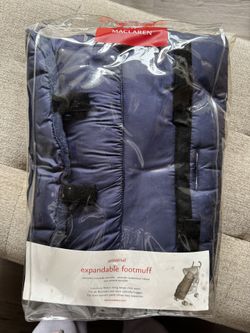 Universal Expandable Footmuff