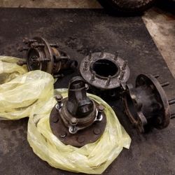 Front Unit Bearings And Adapters For Dually  Off 03 Ram 