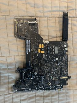 MacBook Pro Mid 2010 Logic Board 