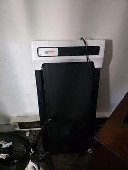 Walking treadmill