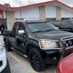 2005 Nissan Titan