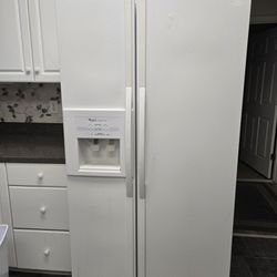 Refrigerator Side BY Side