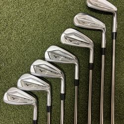 Mizuno JPX921 irons