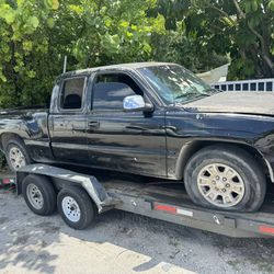 2001 Chevrolet Pick Up Truck (PARTS Only)