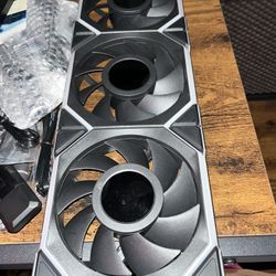 LCD Fans Lian Li 