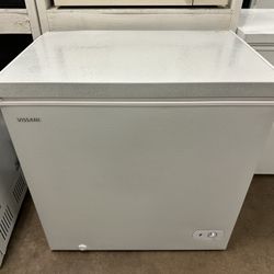 New Vissani 7.0 cu ft ( 1 Month Warranty)