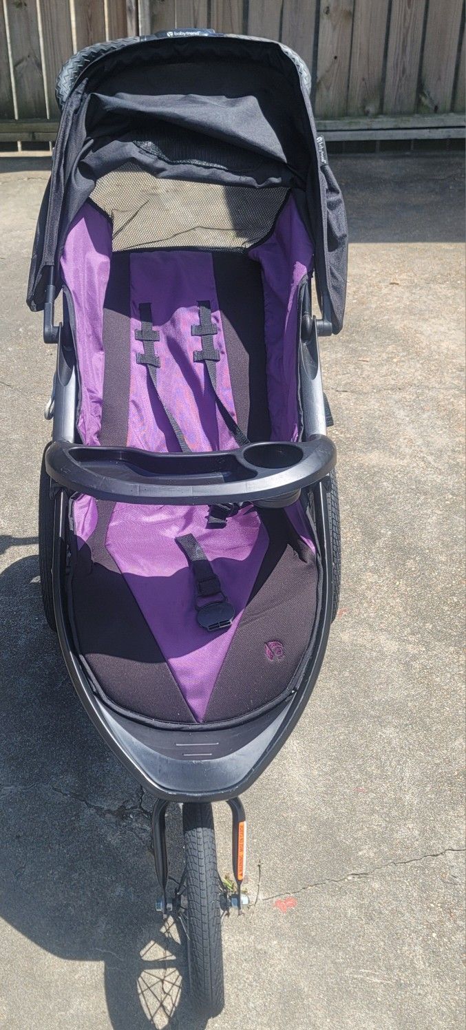 Baby Trend/ Never Used / Jogging Stroller