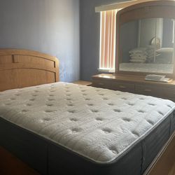 Bedroom Set for Sale 