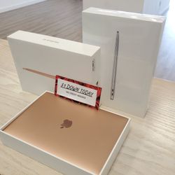 Apple MacBook Air M1 Chip 13in Brand New - $1 DOWN PAYMENT - NO CREDIT NEEDED