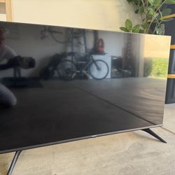TV, 50” Smart 4K UHD