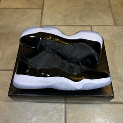 Jordan 11 Low Space Jam 