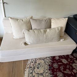 Like new sofa bed