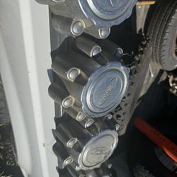 Ford Super Duty Center Caps F250 F350