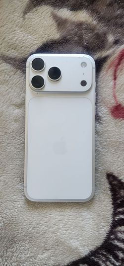 IPhone 17 Pro Max (White)