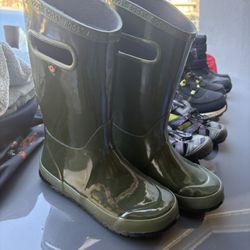 Kids Rain Boots BOGS size 3