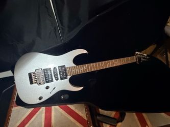 Ibanez RG270 Electric Guitar w Case