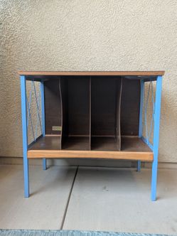 Lu Van Inc record cabinet