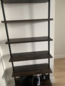 Bookshelf Ladder Like New 