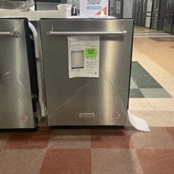 KitchenAid Stainless Steel Dishwasher‼️‼️