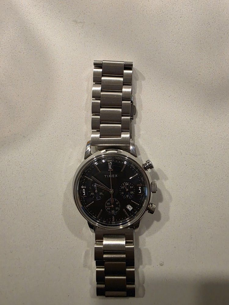 New Timex Marlin Chronograph Tachymeter 40mm Stainless STEEL strap Watch TW2W10200