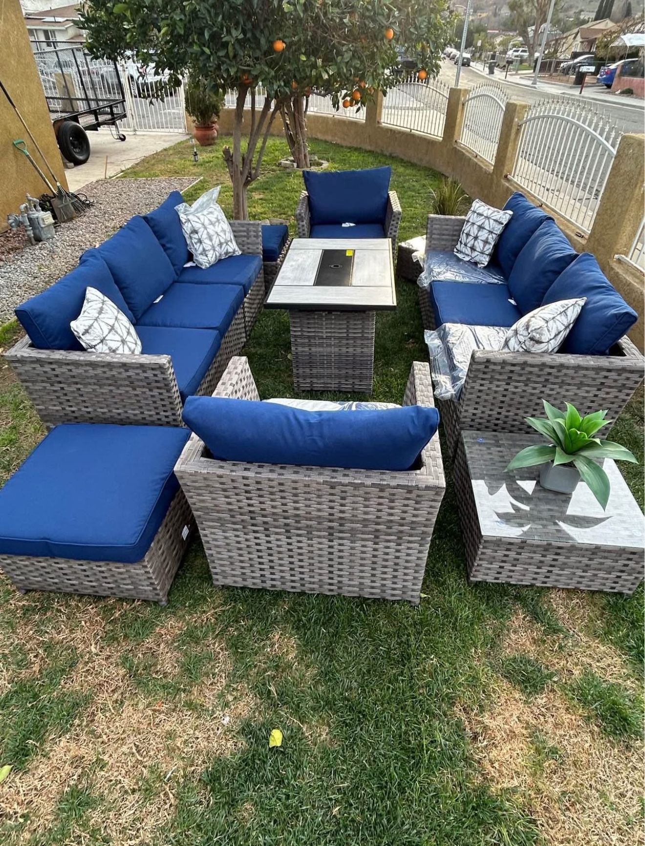 Brand New Patio Outdoor Furniture Set With Fire Pit