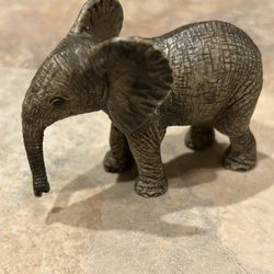 2015 Schleich African ELEPHANT CALF 2" Animal Figure D-73527