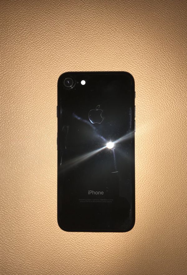 Apple iPhone 7 128GB Jet Black Any carrier Unlocked