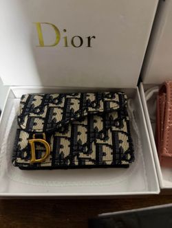 Women’s designer wallets