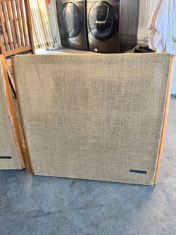 Dahlquist Floor Speakers with Wood Frame