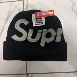 Supreme Big Logo Beanie (Black)
