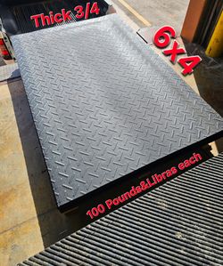 🛑 Heavy Duty Rubber Stall Mats 4x6 (3/4" Thick) - Miami / Delivery fee
🛑Perfect for home or commercial gyms, horse stalls, garage, foot traffic
🛑