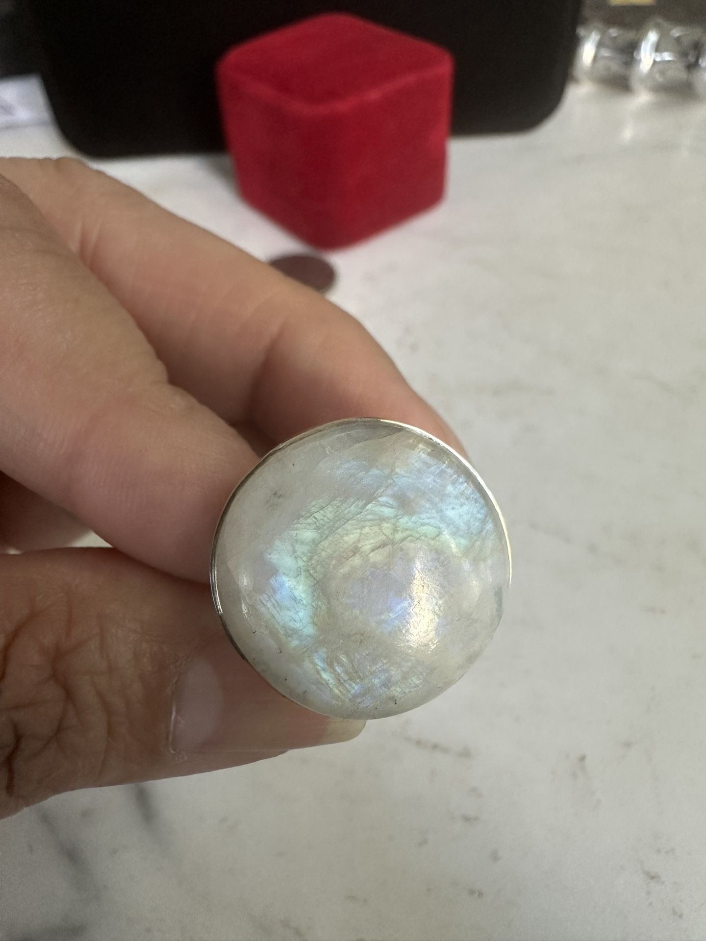 925 Sterling Silver , Large , Round Genuine Moonstone Rainbow Of Colors, Ring , Size 8 , Gorgeous Stone , Marked 925