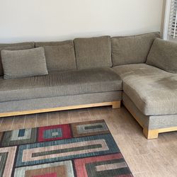 Sectional couch