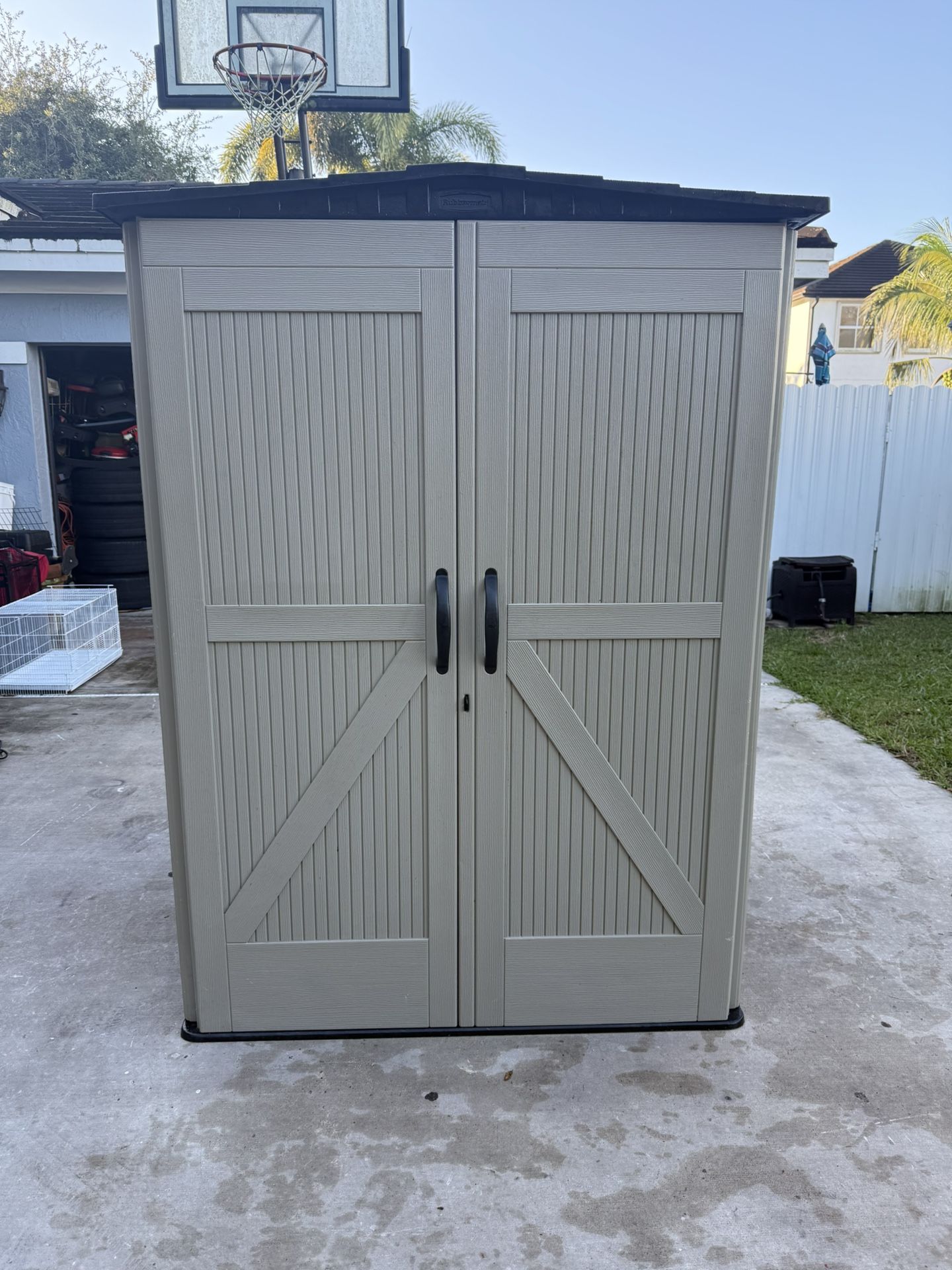 Rubbermaid Storage Shed