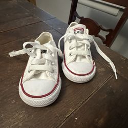 Converse White Low Top Toddler Size 5