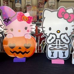 Hello Kitty Props 