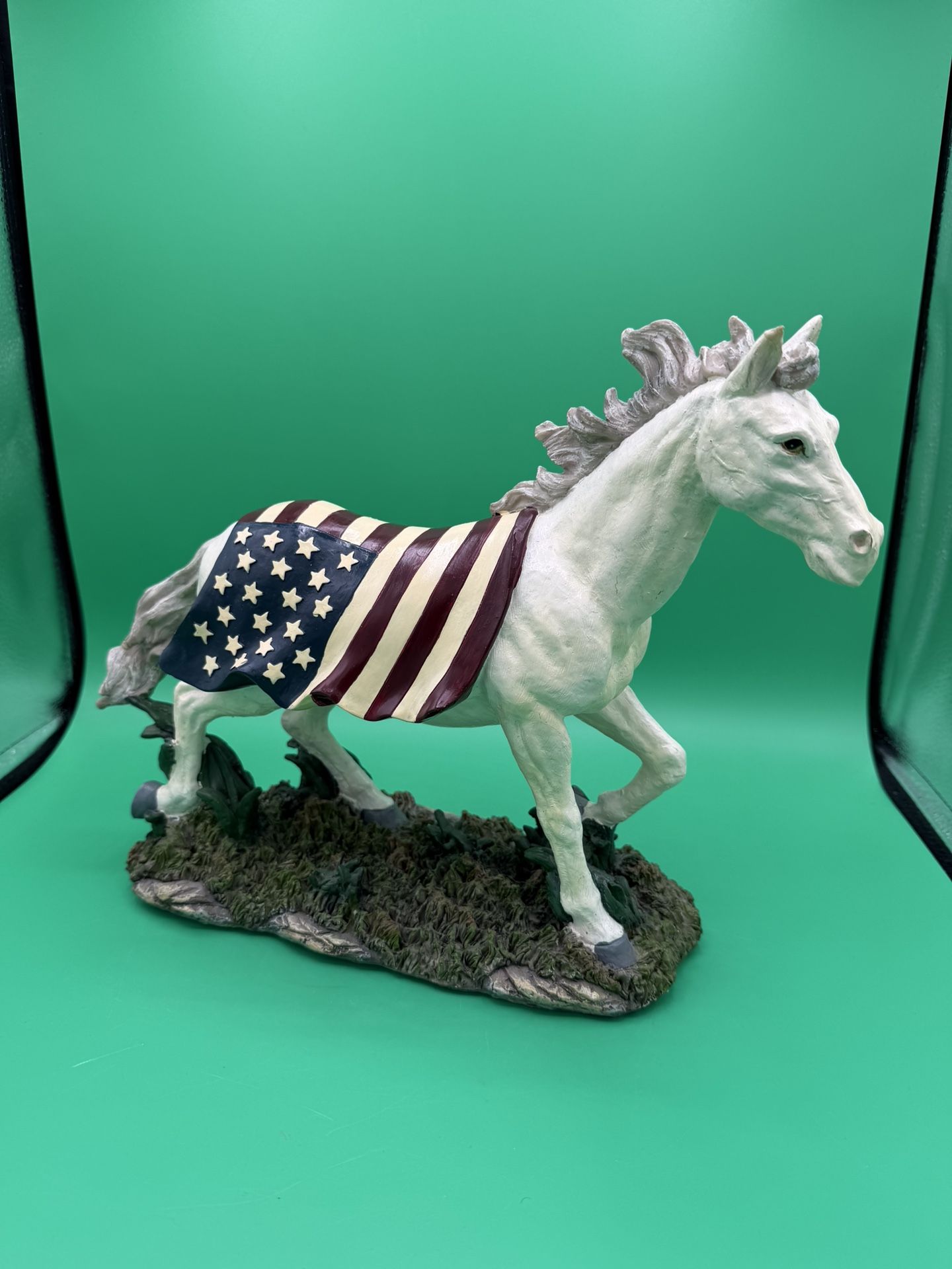 Vintage Horse American Flag Figurine Good Conditions