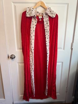 King/Queen Cape